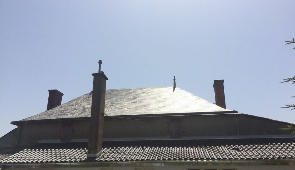 Rénovation de la toiture tuile et des fenêtres de toit Velux